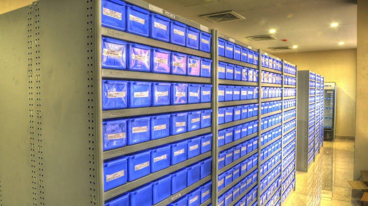 medical-store-555090_1280