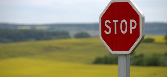 stop-634941_1920