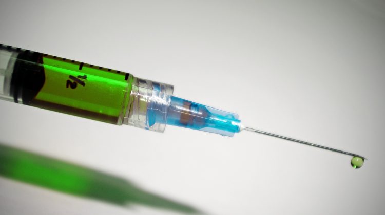 syringe-417786_1920