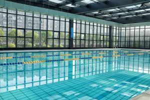 swimming-pool-2704420_1920