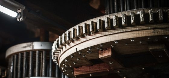 machine-2881186_1920