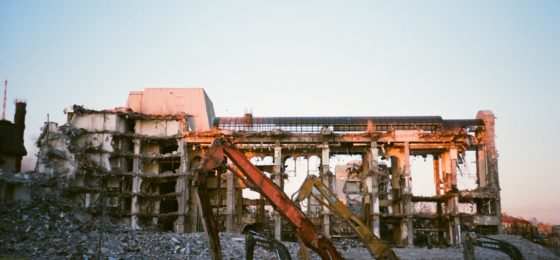 personal injury lawsuit over coal plant demolition